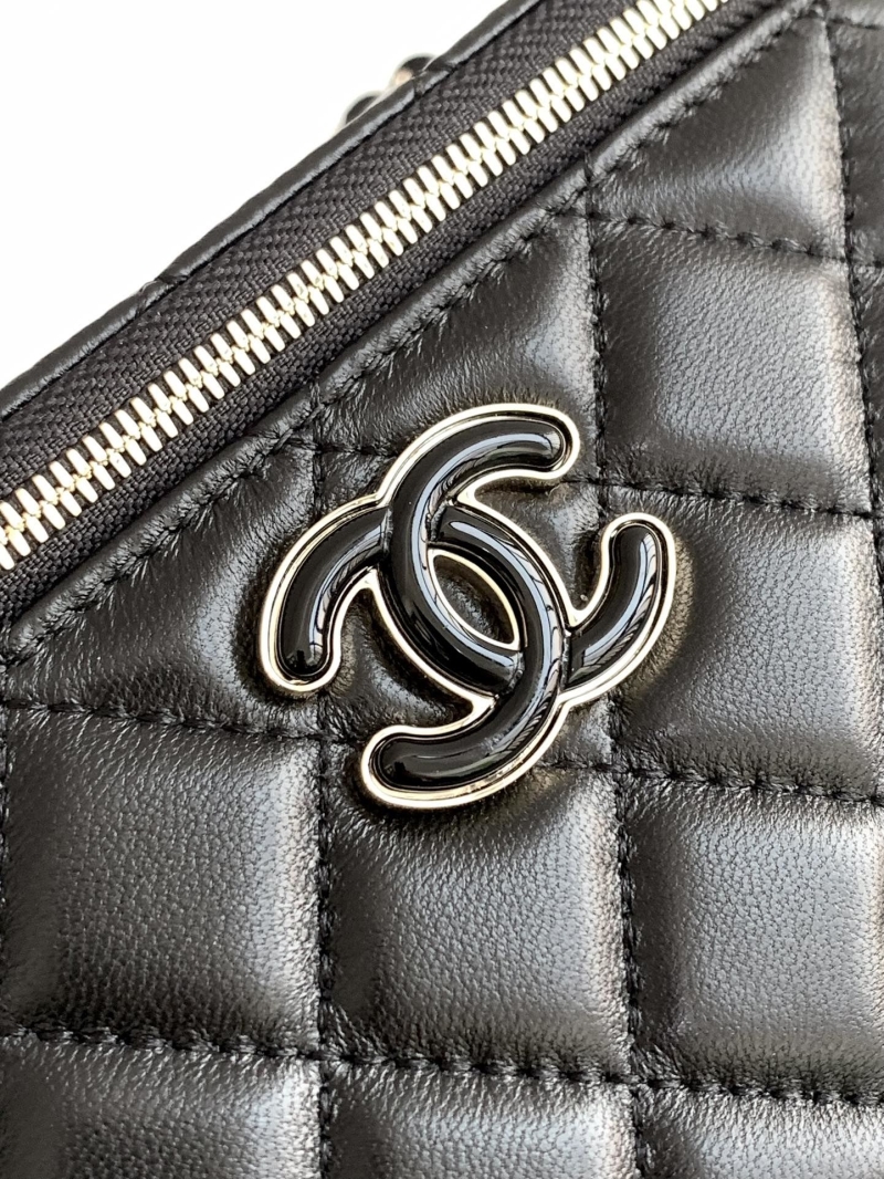 Ch**el cosmetic bags